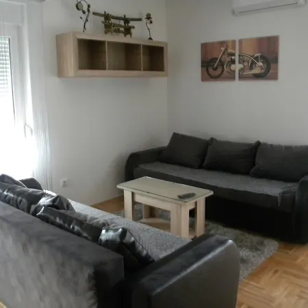 Srebrni Oblak Apartmán Aranđelovac