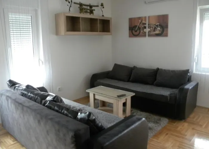 Srebrni Oblak Appartamento Arandjelovac